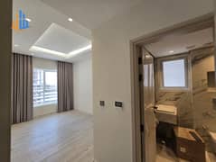 1BHK | بدون عموله | بالتقسيط علي 7 سنوات | علي شارع الشيخ محمد بن زايد