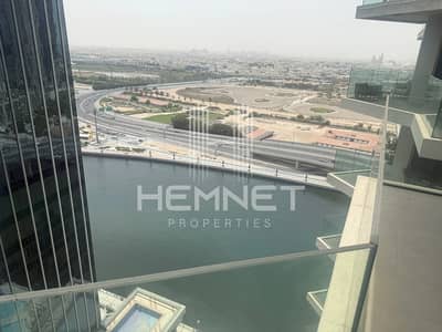 2 Bedroom Flat for Sale in Business Bay, Dubai - Vacant | High Floor | Canal View