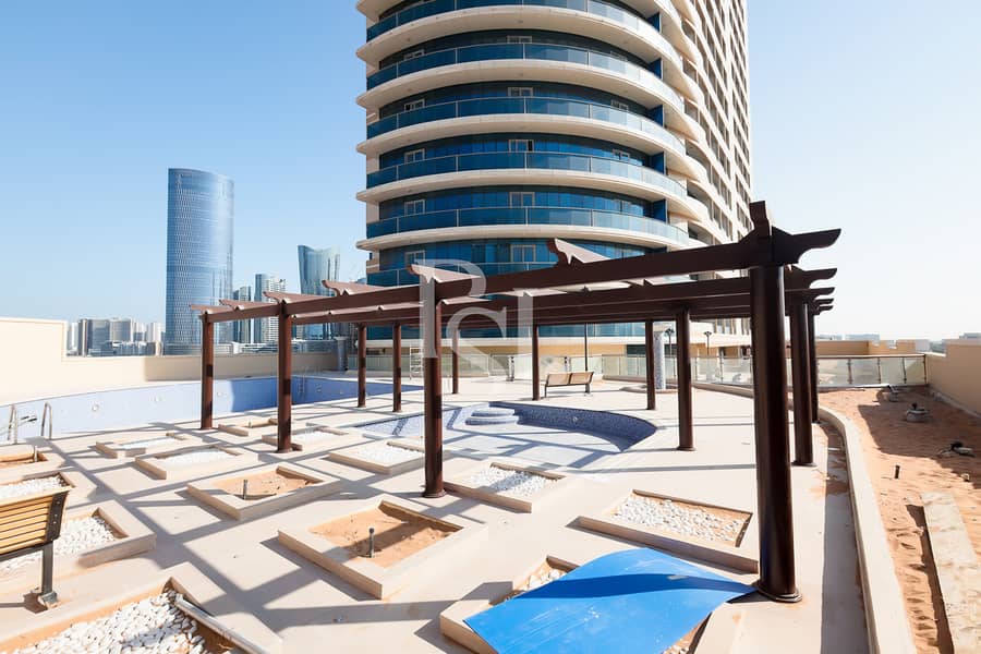 5 al-reem-island-julphar-tower-abudhabi-pool (4). jpg