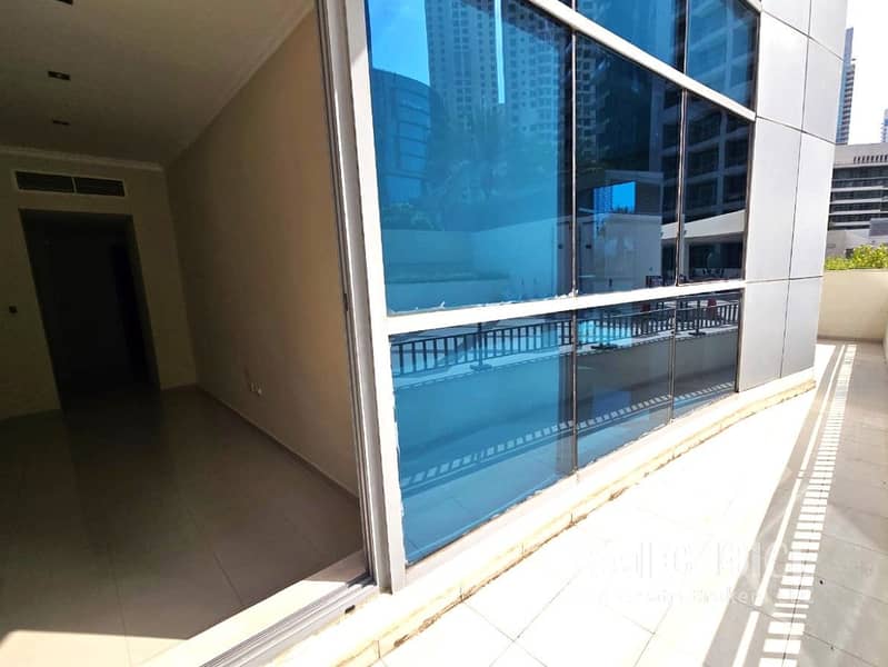 12 Bay Central P203 Pics (12). jpg