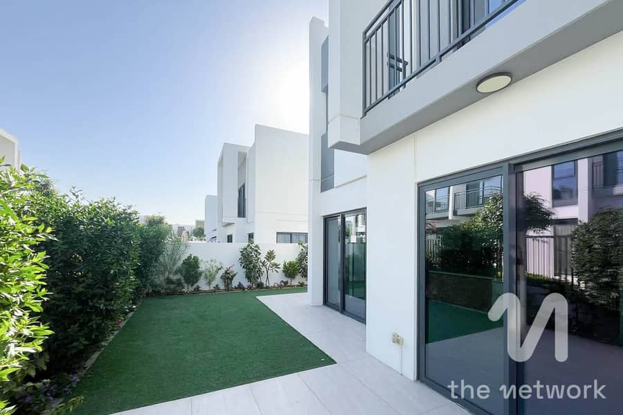 Extended Plot | Vacant | Prime location