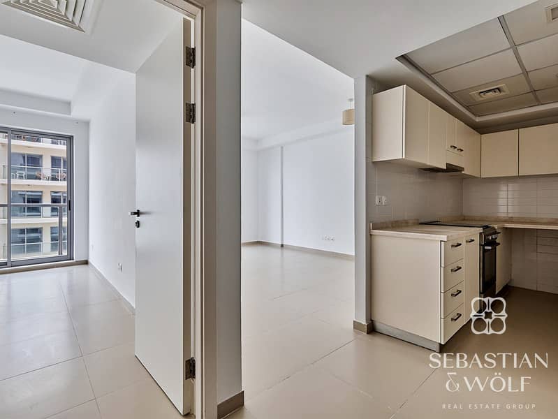 7 Kitchen With Wide View. jpg