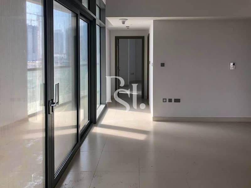 3 meera-tower-2-shams-abu-dhabi-al-reem-island-living-area (2). JPG