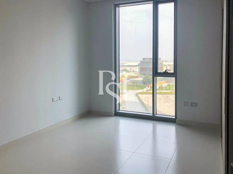 9 meera-tower-2-shams-abu-dhabi-al-reem-island-bedroom (8). JPG