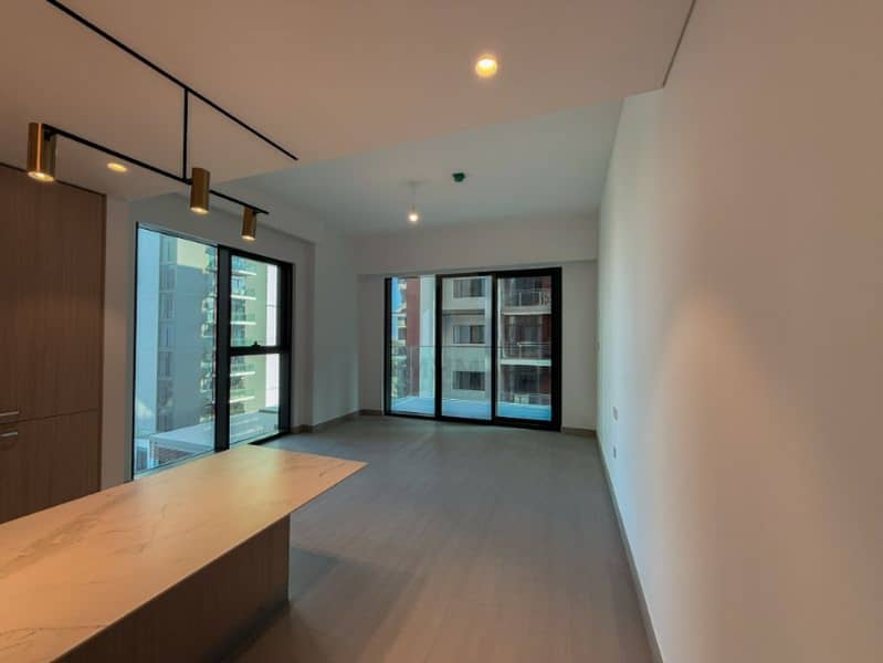 Brand New I Spacious 1 BHK I Rooftop Pool Brand New I Spacious 1 BHK I Rooftop Pool
