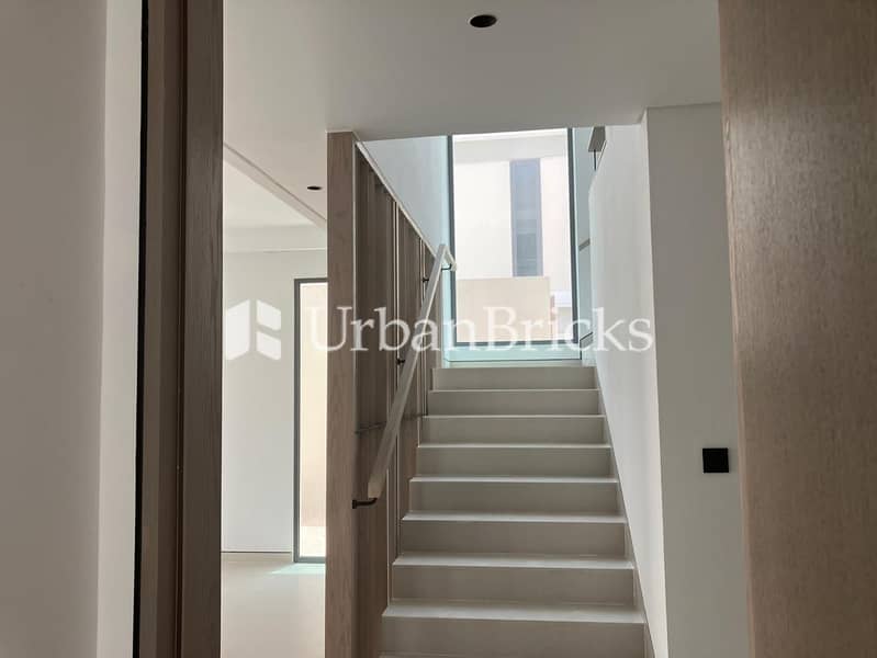 5 Photo 5. jpg