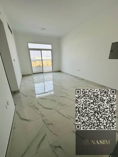 شقة 2 غرفة نوم للايجار في الجرف، عجمان - IMG-20250710-WA0123. jpg