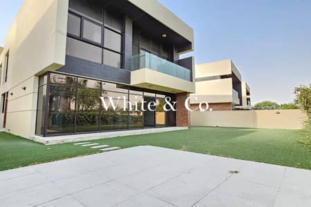 5 Bedroom Villa for Sale in DAMAC Hills, Dubai - VD1 Single Row | Vacant | Great Location