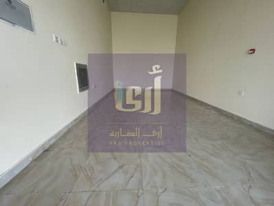 محل تجاري  للايجار في حوشي، الشارقة - WhatsApp Image 2025-07-15 at 10.32. 23 AM. jpeg