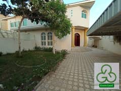 فیلا في شرقان 5 غرف 139000 درهم - 12183692