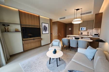2 Bedroom Apartment for Sale in Downtown Dubai, Dubai - Luxurious Living | Near Burj Khalifa | Vacant