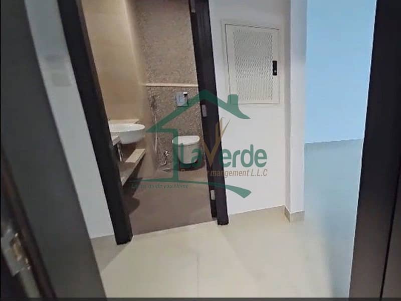 2 9bebc64016e24e81ac1333c2e4dd0593. jpg