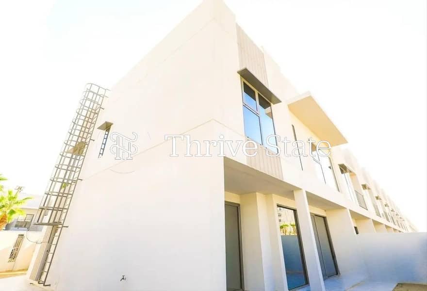 Вилла в Мохаммед Бин Рашид Сити,Район 7,МАГ Ай, 4 cпальни, 315000 AED - 12231592 Вилла в Мохаммед Бин Рашид Сити,Район 7,МАГ Ай, 4 cпальни, 315000 AED - 12231592