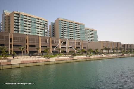 Hot Deal 4BR TH with Pool and Great Facilities Hot Deal 4BR TH with Pool and Great Facilities
