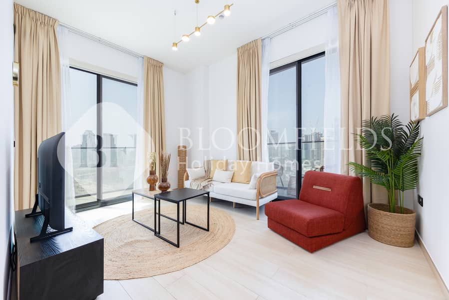 2 Living Room. jpg