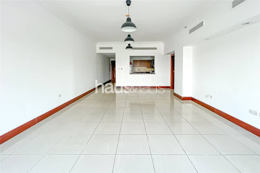 Unfurnished | Vacant | Well Maintained Unfurnished | Vacant | Well Maintained