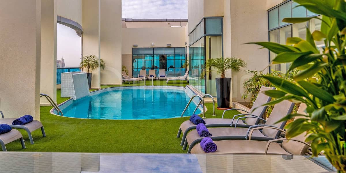 7 first-Central-Hotel-pool-2-2000x1000. jpg