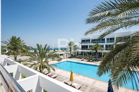 1 Bedroom Flat for Rent in Jumeirah, Dubai - 1 Bedroom Apartment | Sea View | Beach Access