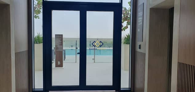 مکتب  للايجار في قرية جميرا الدائرية، دبي - IMG-20250715-WA0034. jpg