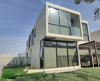 V2 Type | Single Row | Landscaped | Pool-Park View