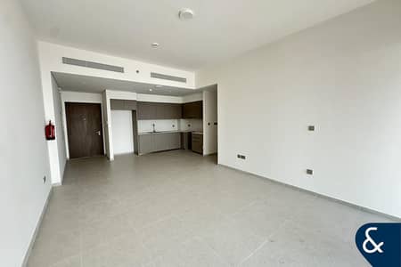 2 Bedroom Flat for Rent in Downtown Dubai, Dubai - Unfurnished | High Floor | Sea View