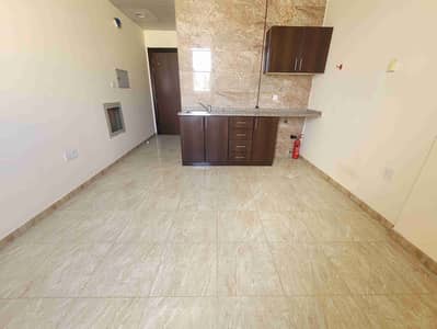 Studio for Rent in Muwaileh, Sharjah - 20250216_122134. jpg