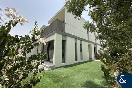 4 Bedroom Villa for Rent in Tilal Al Ghaf, Dubai - LANDSCAPED | CORNER END UNIT | AVAILABLE