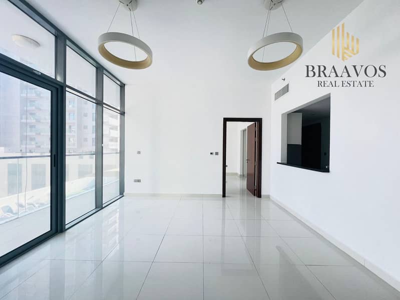 POOL VIEW | VACANT SOON | VIVID UNIT | SPACIOUS POOL VIEW | VACANT SOON | VIVID UNIT | SPACIOUS