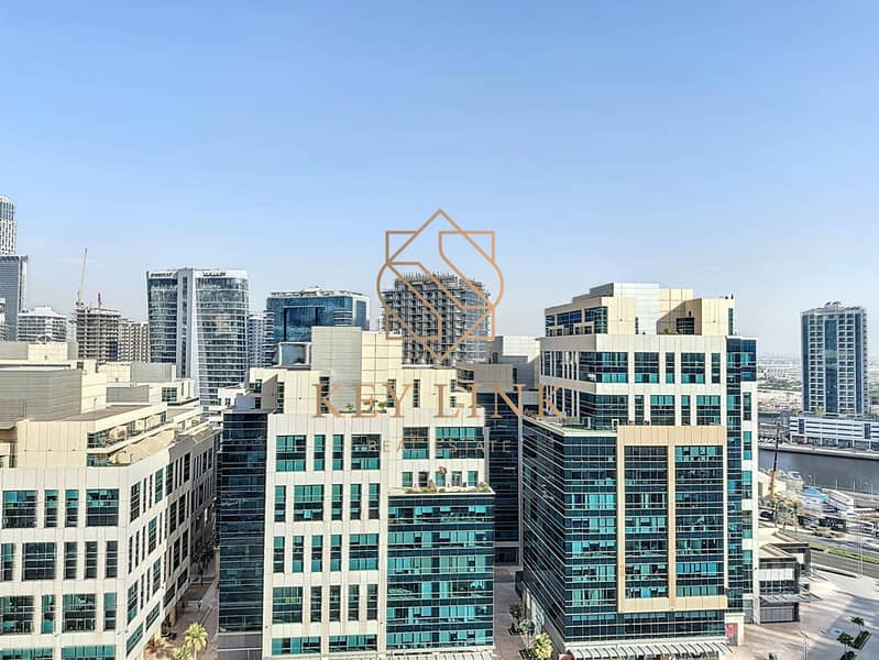 22 a908EliteDowntown-1726488719_1726489217_89247_5805b88. jpg
