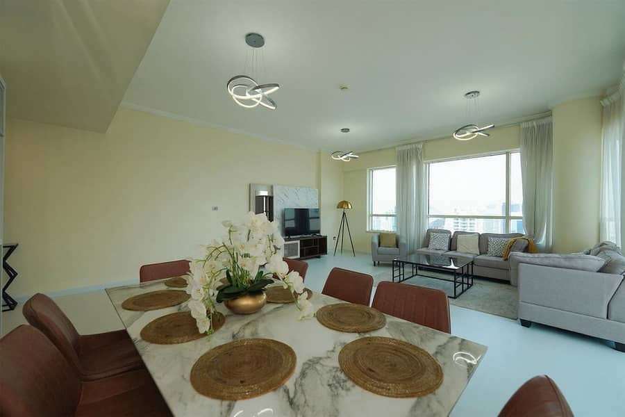 13 Dining 1. jpg