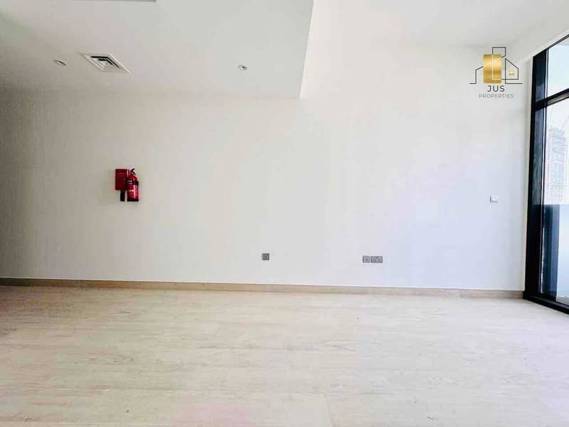 5 bed3b44f-85cd-4e01-91fe-70f29e0904c5. jpg