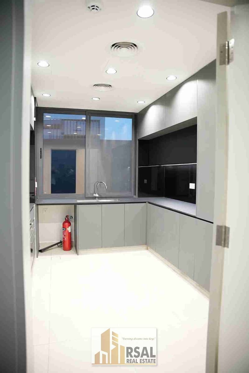 20 1000266965. jpg