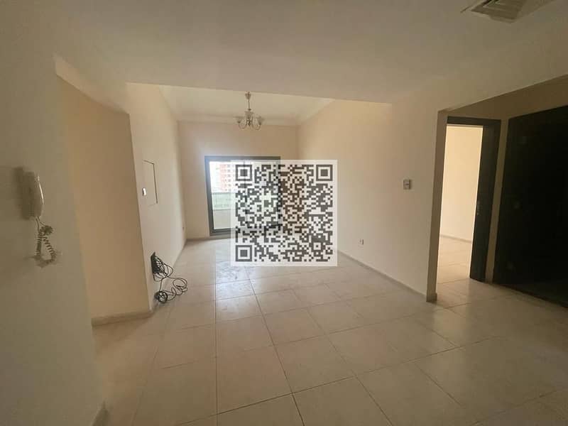 位于阿联酋城，天堂湖畔大厦群，天堂湖畔B9大厦 3 卧室的公寓 40000 AED - 7720754