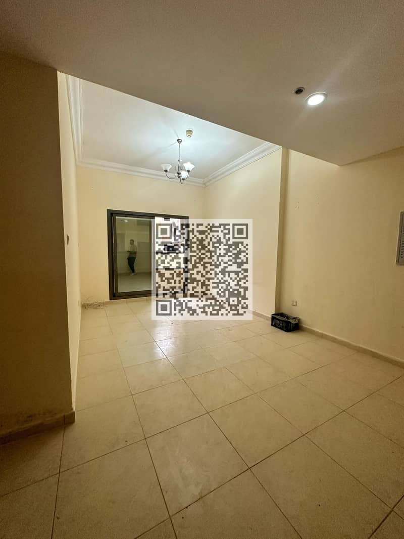 5 WhatsApp Image 2025-02-24 at 18.32. 50_c27c1d60. jpg