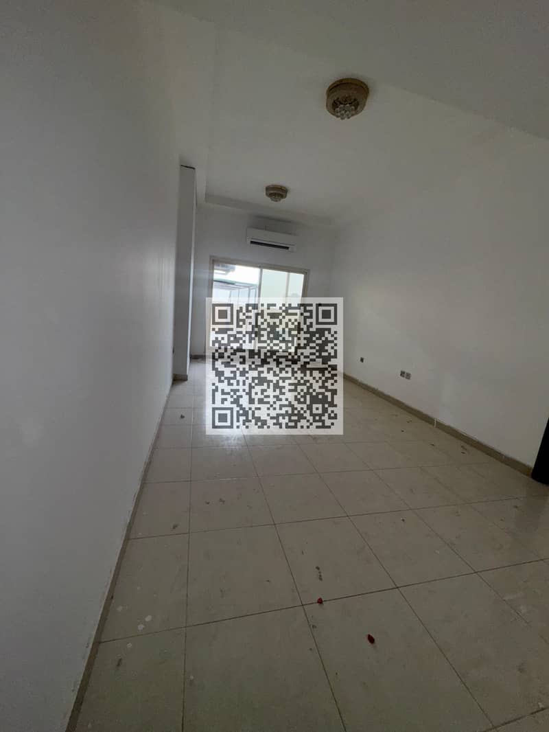 9 WhatsApp Image 2025-04-08 at 16.57. 05_cdfb6526. jpg