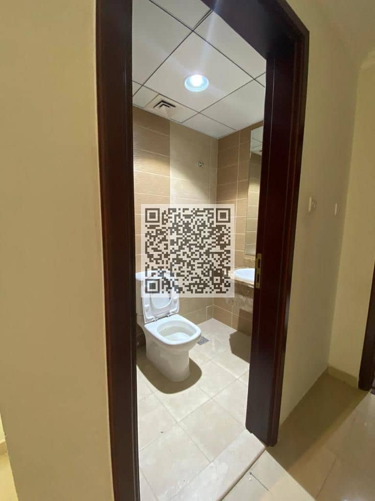 19 3eb239a6-37df-43d2-8bc8-93667c5e23e3. jpg