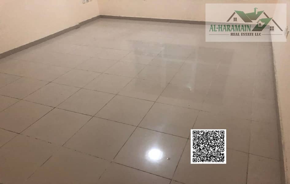 4 Hall. jpg