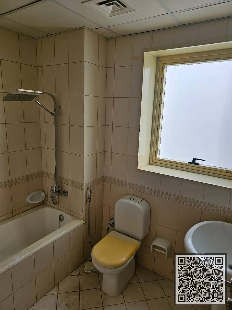14 ac247aa6-ae5b-45e8-a0c3-409049aca4ff. jpg