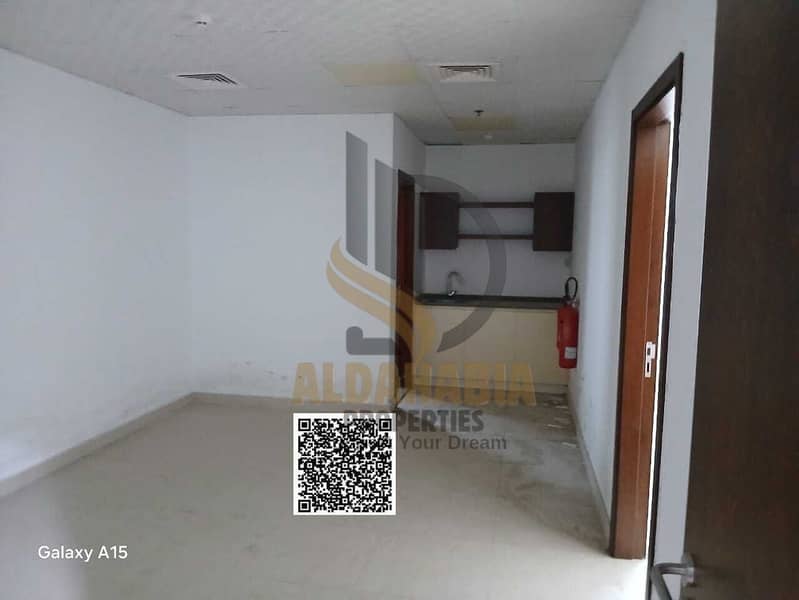 7 eba57795-d74f-4173-8ea9-d654bec46eba. jpg