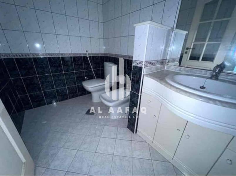 11 2e21ec4e-2b58-42e8-b4b9-90aed7576375. jpg