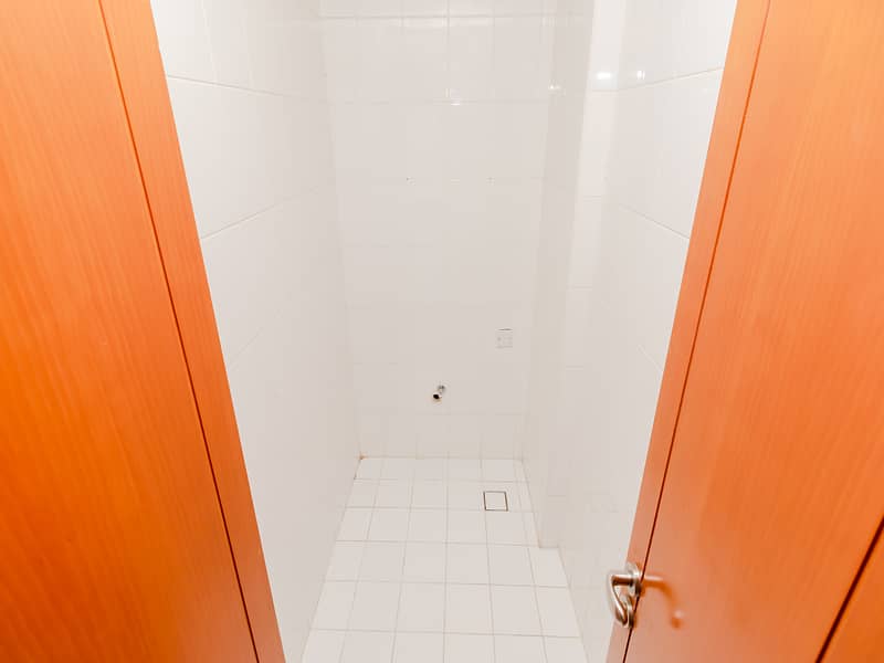 19 Rocky Real Estate - JLT - Cluster U - Al Seef 2 - Apartment (12 of 23). jpg