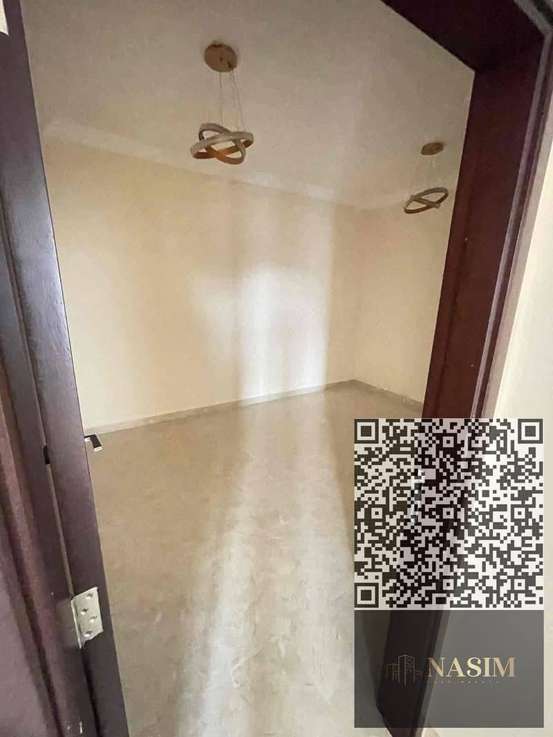 7 0e3ce164-705b-4332-80c8-cb5ea3e354a3. jpg