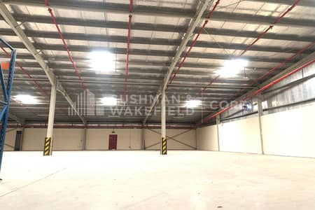 Warehouse for Rent in Jebel Ali, Dubai - Suitable for Logistics | Build Up Racking
