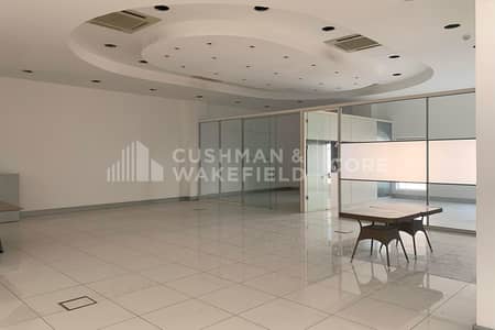 Warehouse for Sale in Jebel Ali, Dubai - High Power | Well Maintained | Good Height Warehouse for Sale in Jebel Ali, Dubai - High Power | Well Maintained | Good Height
