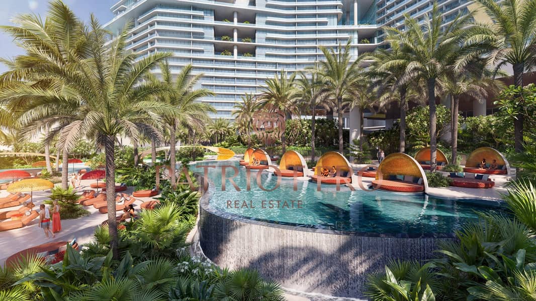 19 VIP-Pool-scaled. jpg