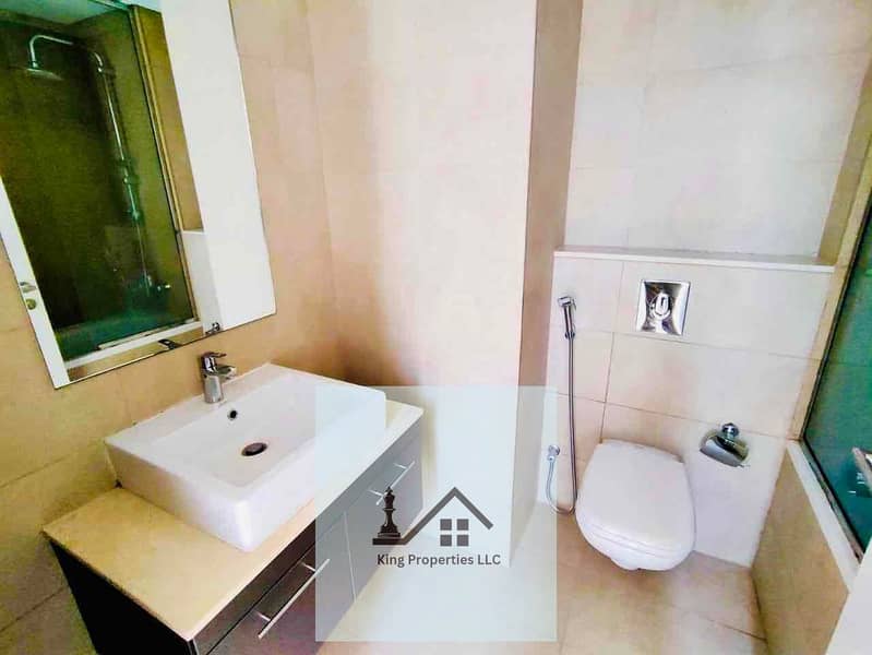 19 1cbee34e-27f1-43ab-b35d-4cc63f3f0214. jpg