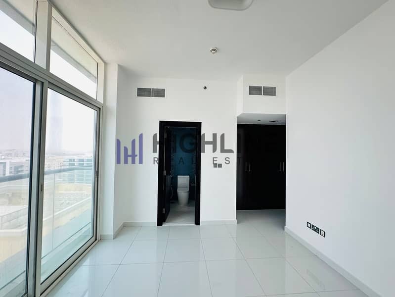 4 Arabian-gate-2BR1211-09. jpeg