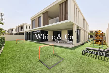 5 Bedroom Villa for Rent in Tilal Al Ghaf, Dubai - Cinema Room | Exclusive | Signature Large