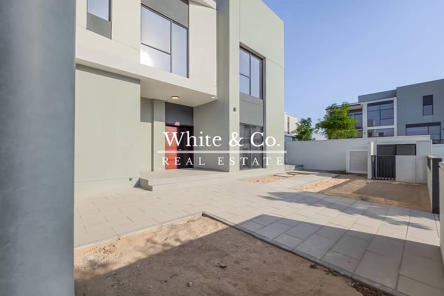 位于阿尔弗雷德街区，穆罗杰弗雷恩别墅区 5 卧室的别墅 415000 AED - 12238801