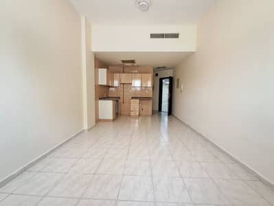 Studio for Rent in Muwaileh Commercial, Sharjah - 20250716_111900. jpg
